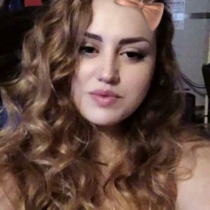 Meet your Posher, Azzie